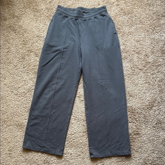 Outdoor Voices BeachTree Wide Leg Pants in Dark Shadow Grey - Picture 2 of 9